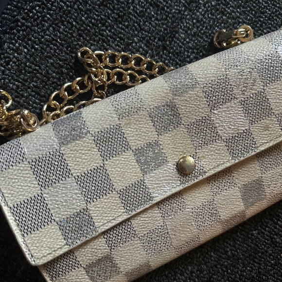 Louis Vuitton Long Wallet in a Chain / Ivory Damier / Retrofitted! - Picture 6 of 12